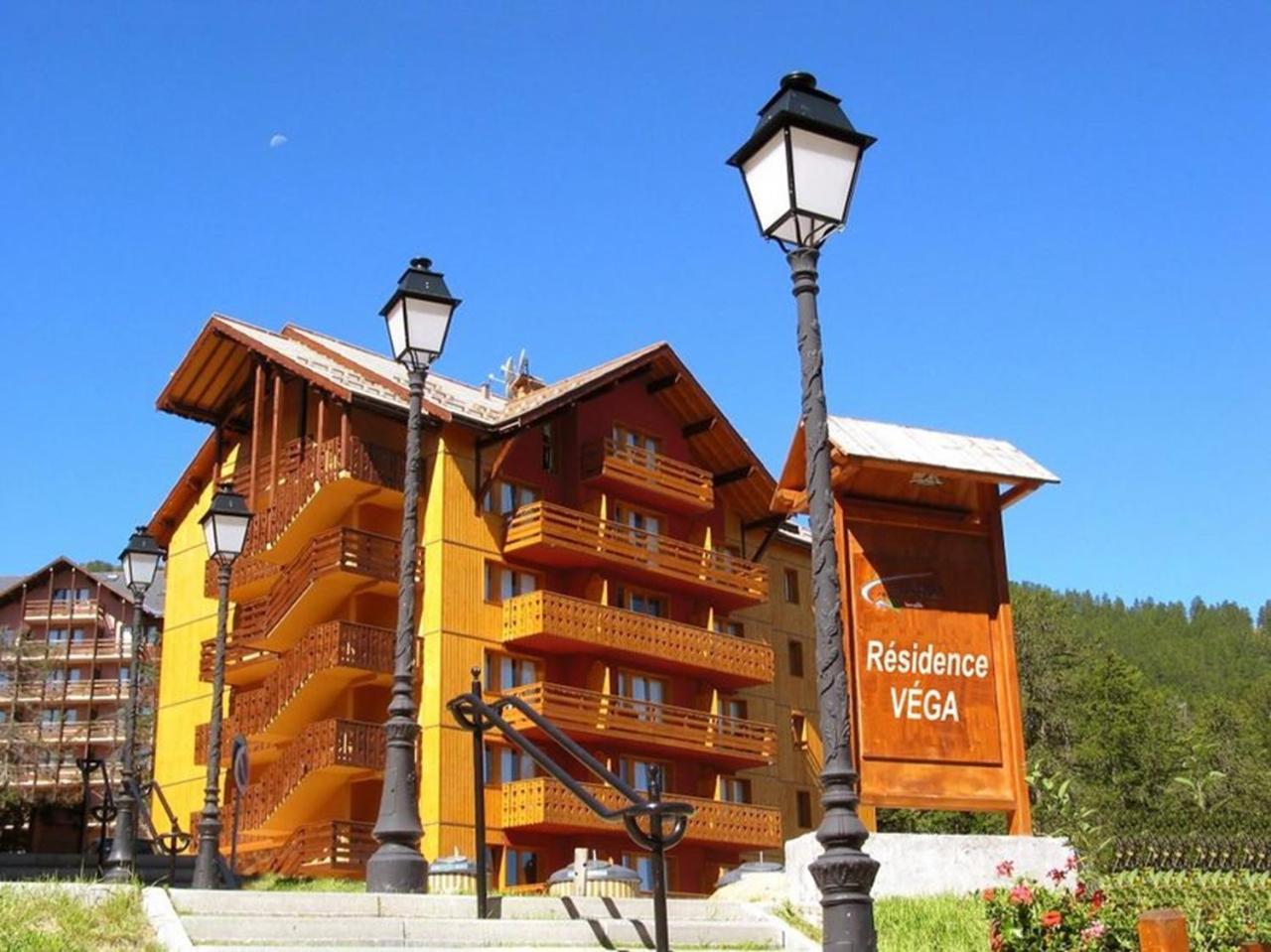 Vacanceole - Residence Vega Risoul Exterior photo